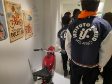 USCITA DIDATTICA - VISITA ALLA STORICA FABBRICA DUCATI DI BORGO PANIGALE (BO) CON LABORATORIO DI FISICA APPLICATO ALLA MOTO.