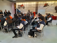 USCITA DIDATTICA - VISITA ALLA STORICA FABBRICA DUCATI DI BORGO PANIGALE (BO) CON LABORATORIO DI FISICA APPLICATO ALLA MOTO.